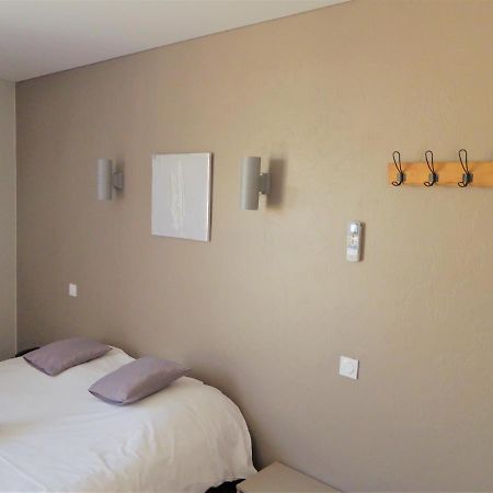 Auberge De La Paillere Lavours ภายนอก รูปภาพ