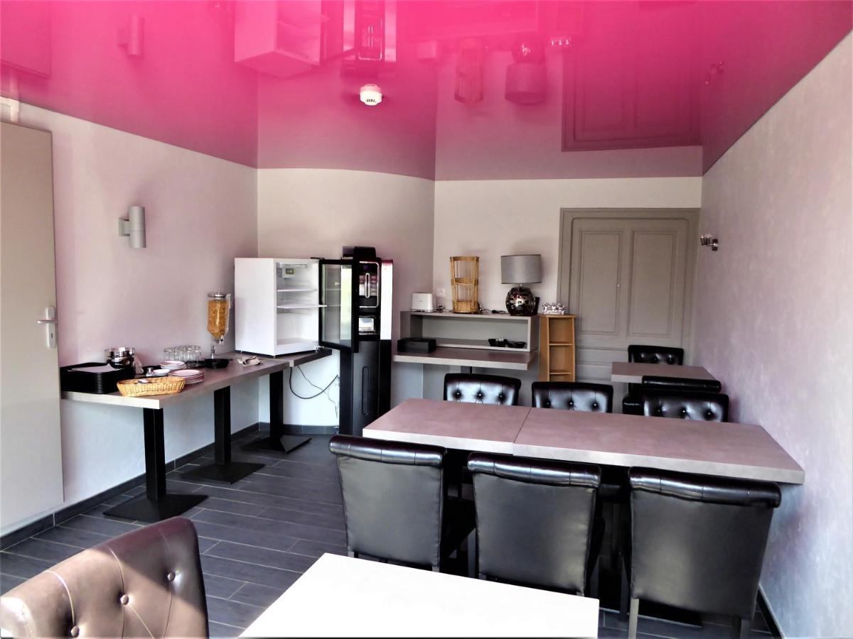 Auberge De La Paillere Lavours ภายนอก รูปภาพ