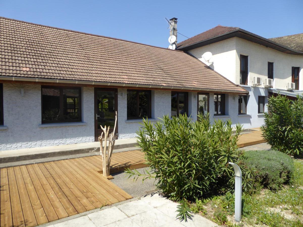 Auberge De La Paillere Lavours ภายนอก รูปภาพ
