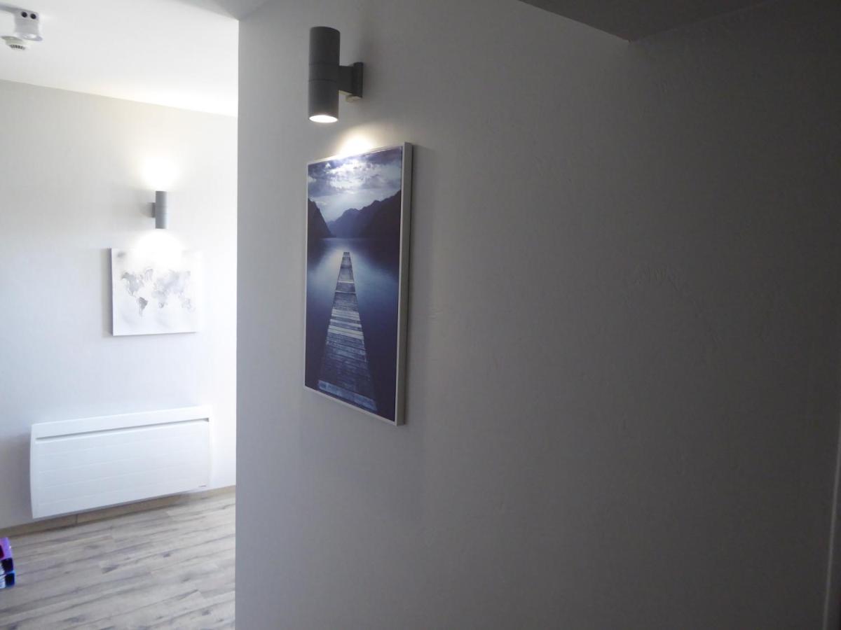Auberge De La Paillere Lavours ภายนอก รูปภาพ