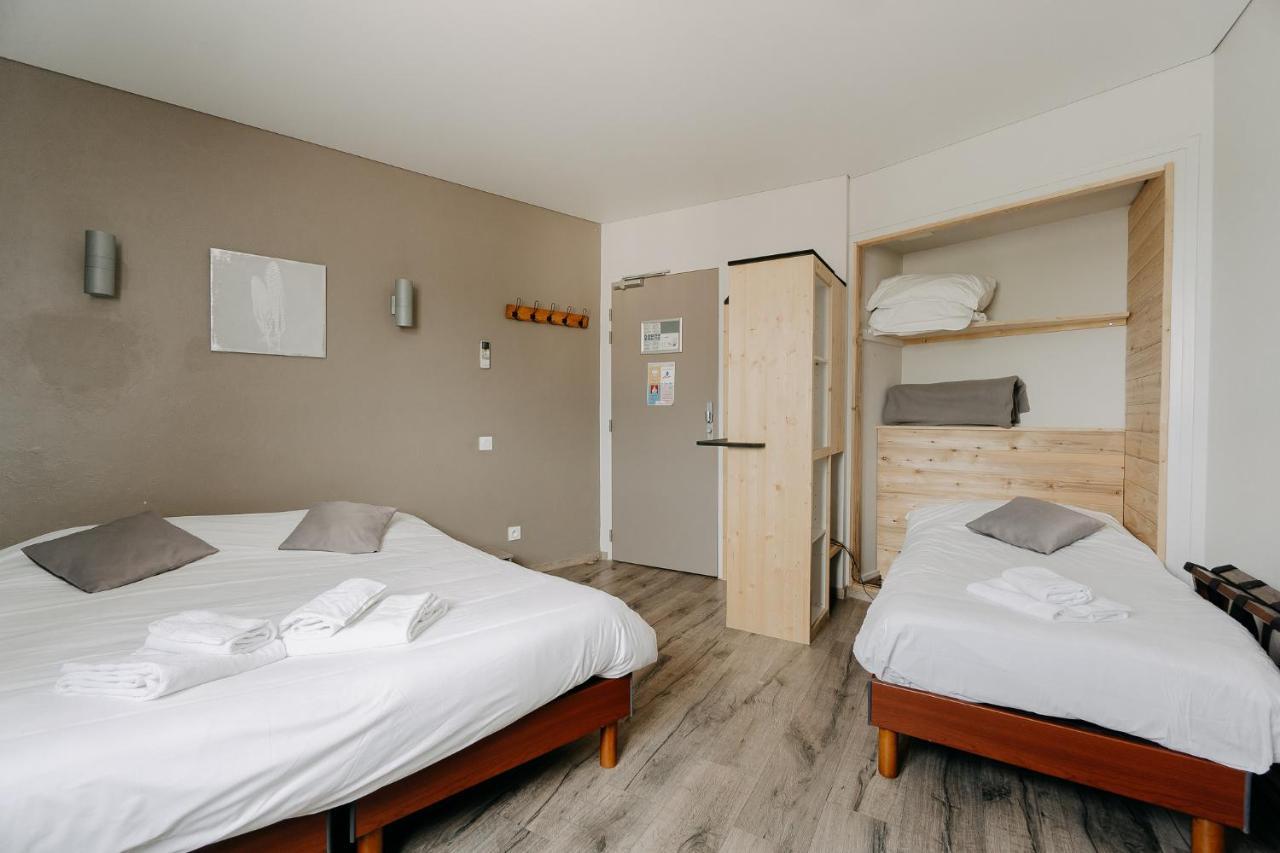 Auberge De La Paillere Lavours ภายนอก รูปภาพ