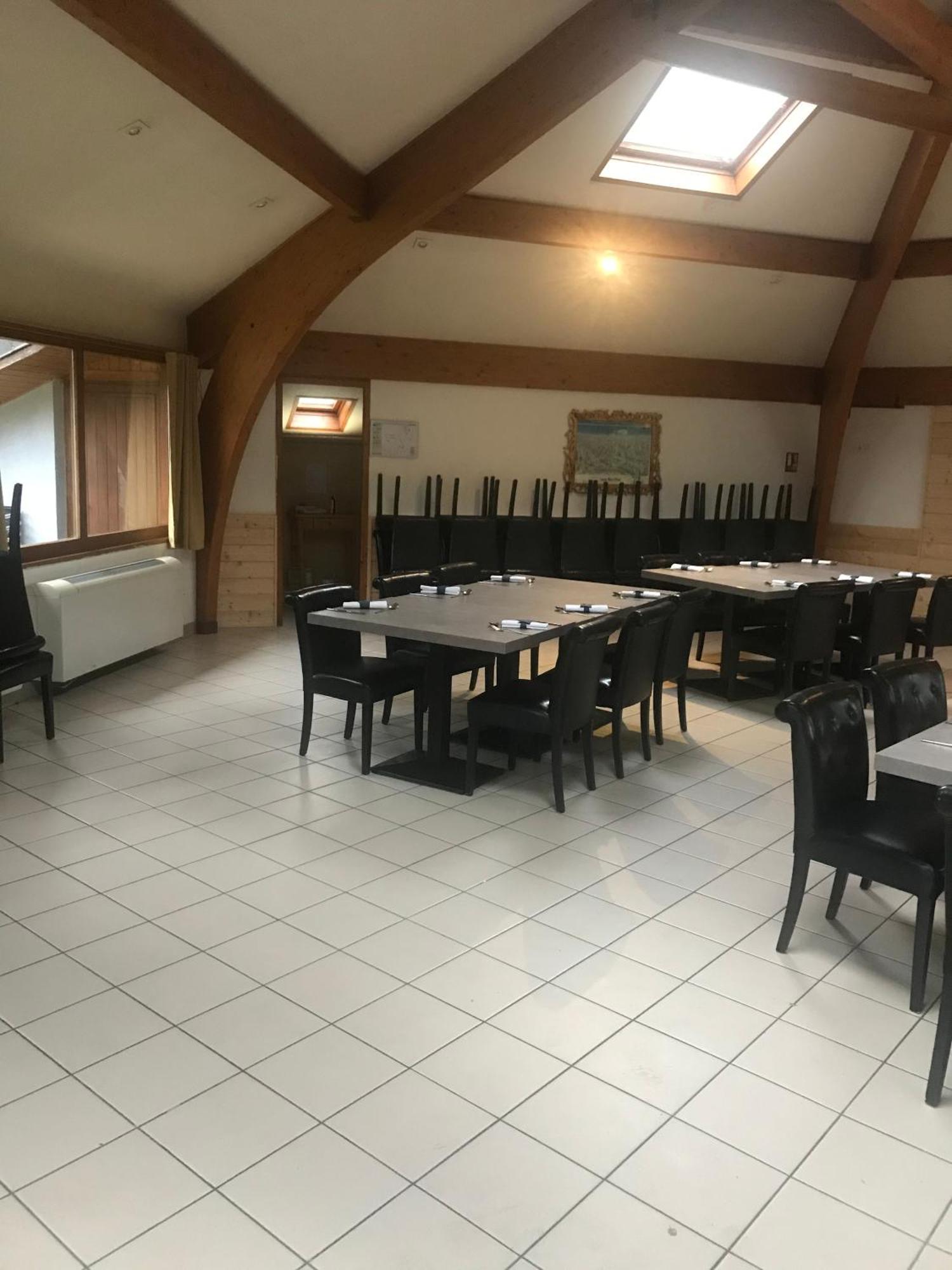 Auberge De La Paillere Lavours ภายนอก รูปภาพ